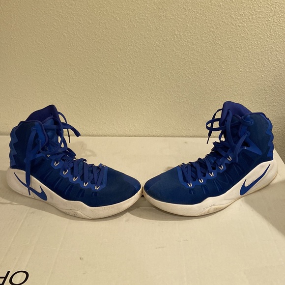 Nike basketball Zooms - Picture 2 of 6